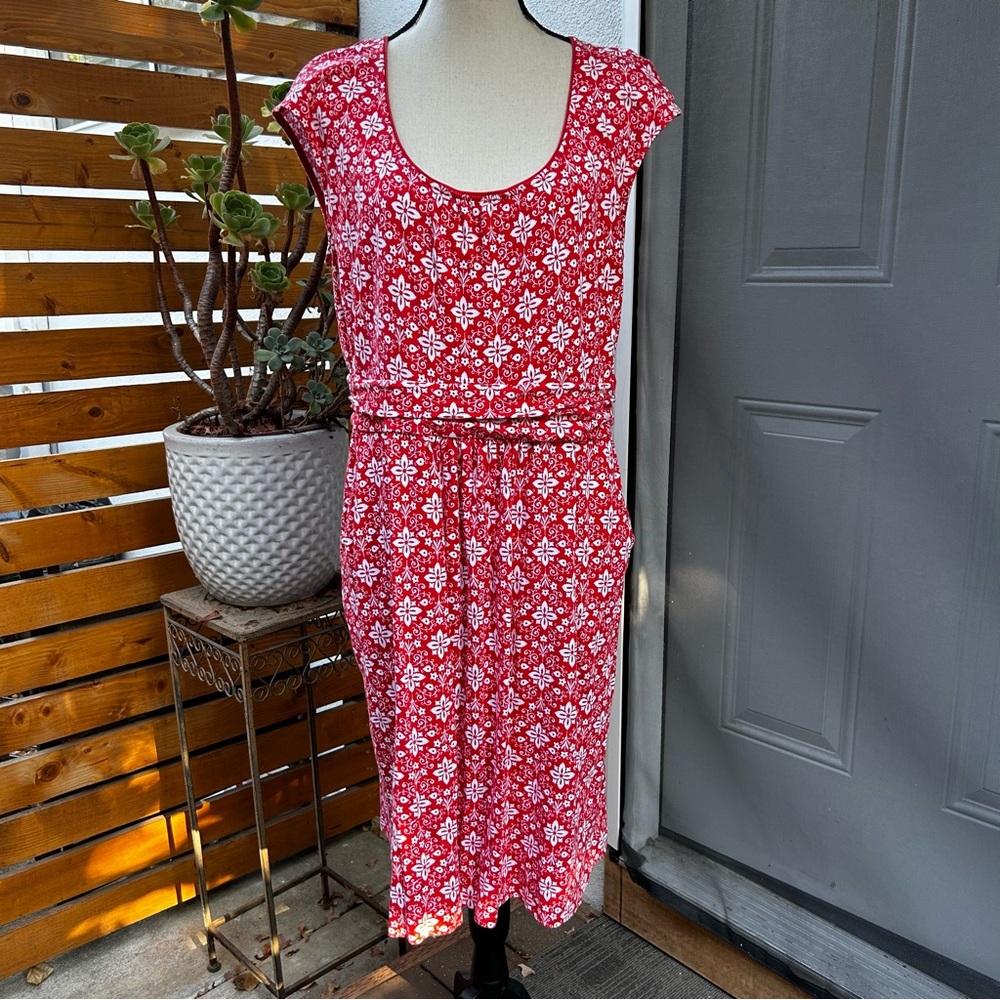 Boden Floral Red White Floral Geometric Dress Scoop Neck Cap Sleeve Pockets 14L - Picture 2 of 9